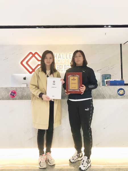 遼寧鐵嶺市的劉姐簽約加盟帽牌貨冒菜