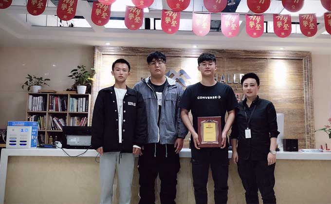 陳先生一開始就看準了帽牌貨冒菜加盟品牌