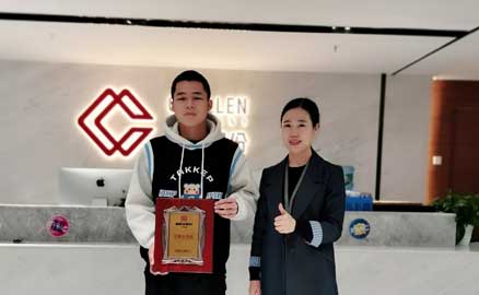 廣西金秀的張先生加盟帽牌貨冒菜