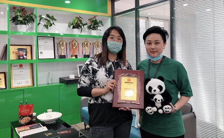 羅老板一直想要開一個(gè)餐飲小店