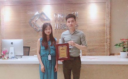 新疆烏魯木齊羊哥成功與帽牌貨冒菜簽約