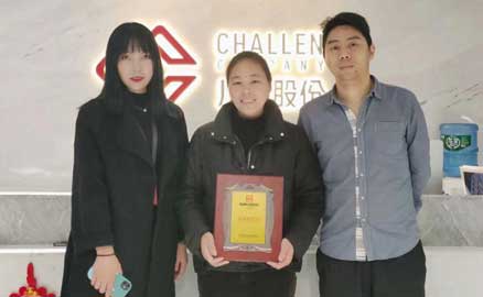 江西南昌的熊先生夫婦加盟帽牌貨冒菜