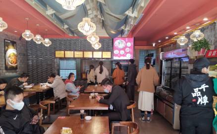 冒菜加盟店如何應對同行打價格戰(zhàn)