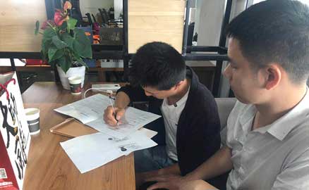 安徽合肥的孫先生成功與帽牌貨冒菜簽約