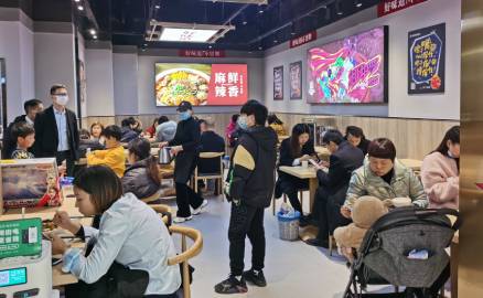 開冒菜店怎么才能更快地吸引到消費者