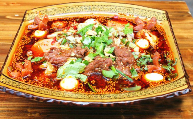 開創(chuàng)創(chuàng)業(yè)新機會，冒菜加盟店的優(yōu)勢