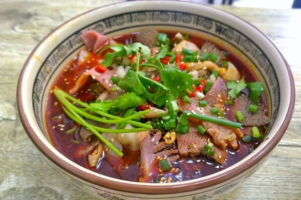 如何加盟成都冒菜？加盟費多少？冒菜加盟優(yōu)勢