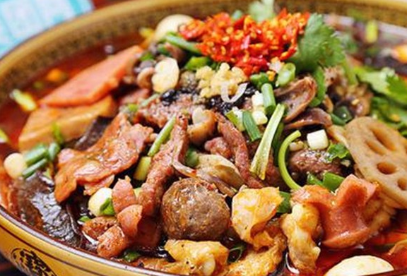 1700444679167475.png 小縣城適合女生開冒菜店嗎