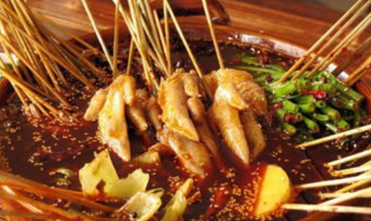 1704680439826688.png 縣城開(kāi)麻辣燙店利潤(rùn)大不大?