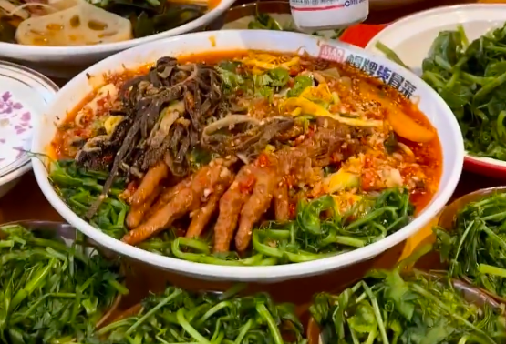 冒菜店怎么才能吸引人進店