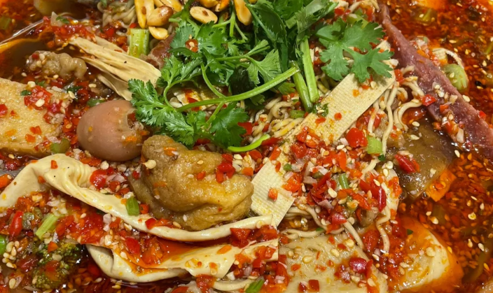 2025 年加盟一家成都冒菜的優(yōu)勢在哪