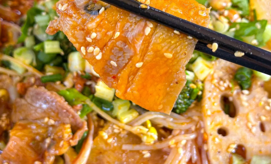 不想上班想創(chuàng)業(yè)？開家帽牌貨冒菜真能行！